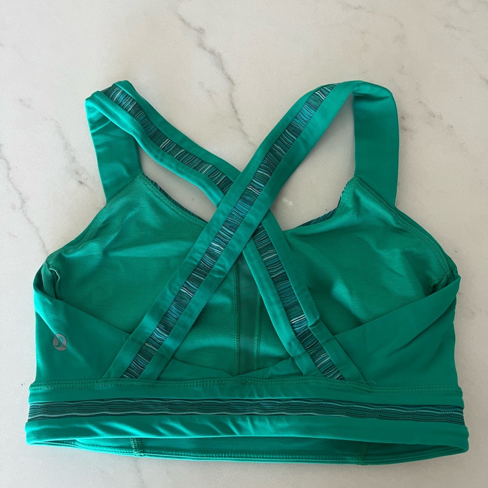 Lululemon Sports Bra Size 4 - Picture 2 of 3